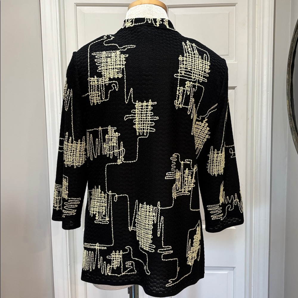 Ming Wang Black Jacket with Cream Abstract Stitching - Picture 5 of 8